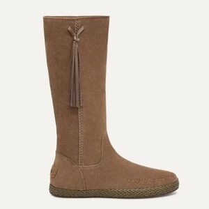 UGG Kellen boot